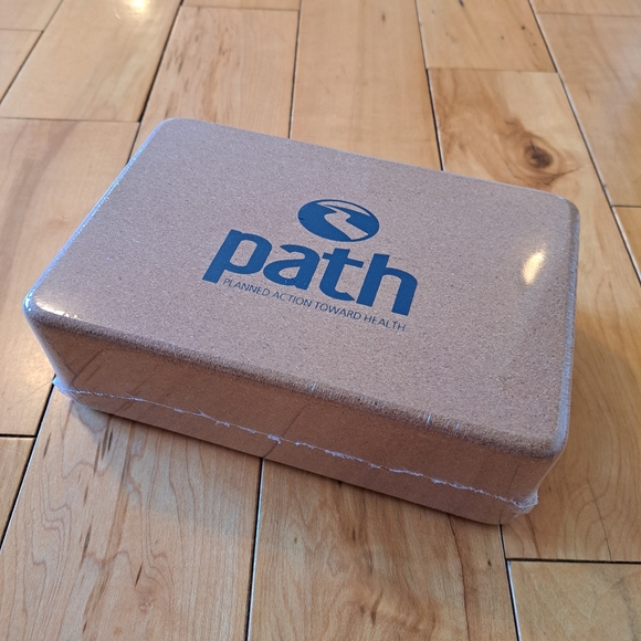 NEW Cork Yoga Block 9"x 6"x 3" w/ Comfortable Edge - Picture 2 of 7